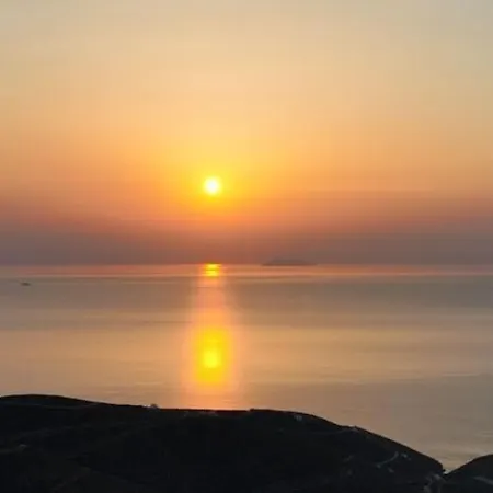 Kır Evi Darsi Kythnos